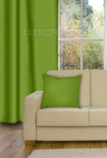 Látka Blackout UNI 145 sv. zelený na závěsy, polštářky - ART01445