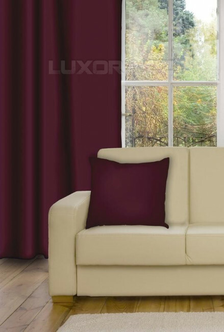Látka Blackout UNI 124 bordó na závěsy, polštářky - ART01446